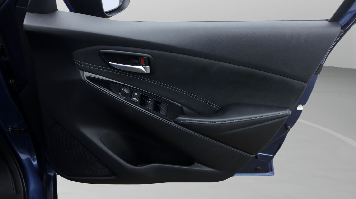 Used Mazda Mazda2 2022 for sale - 77968860: Photo 15