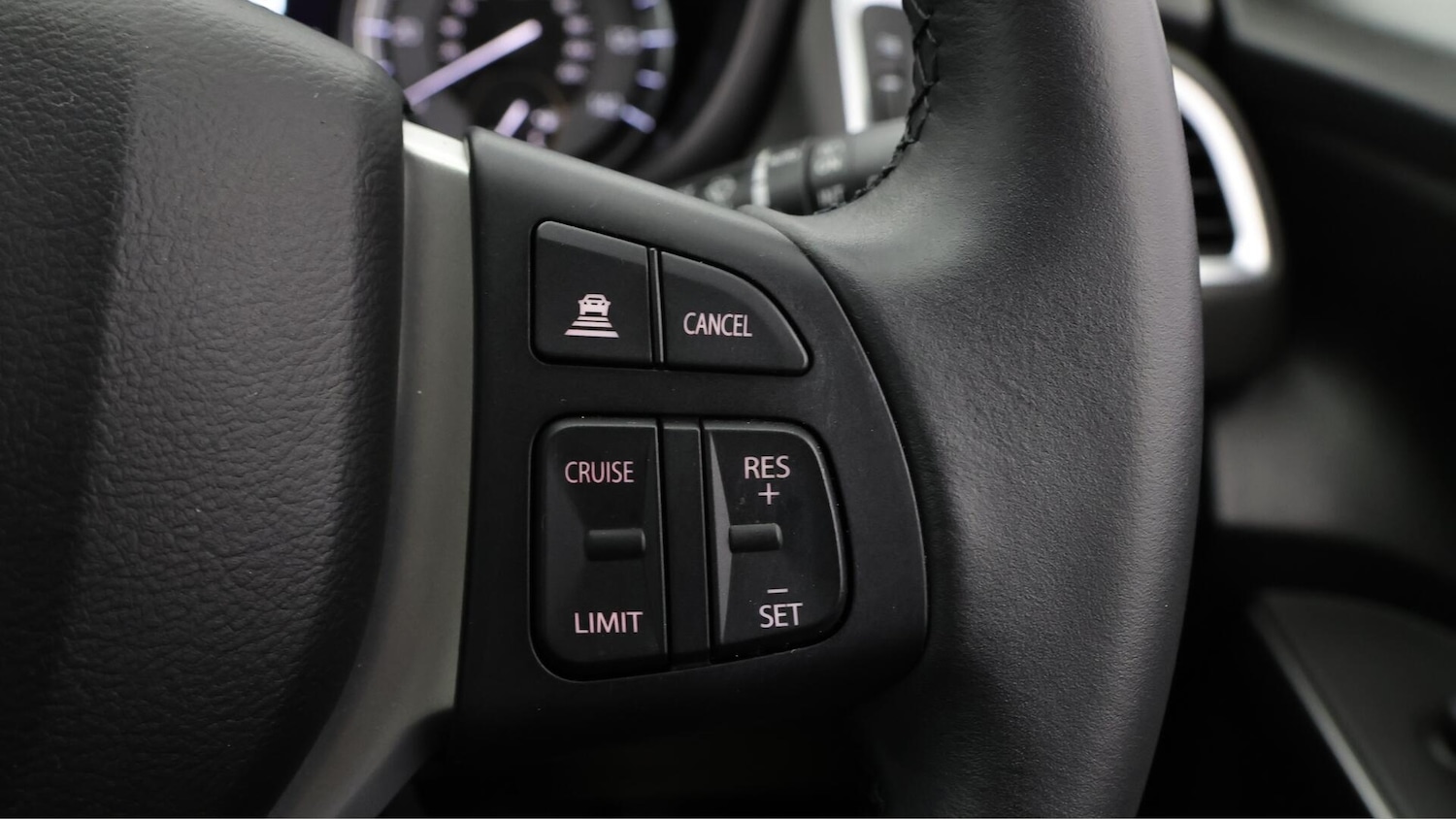 Used Suzuki SX4 S-Cross 2023 for sale - 76136879: Photo 39