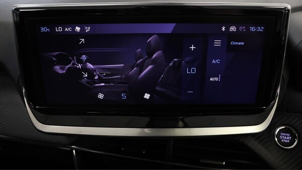 Used Peugeot 2008 2023 for sale - 75578071: Photo 13