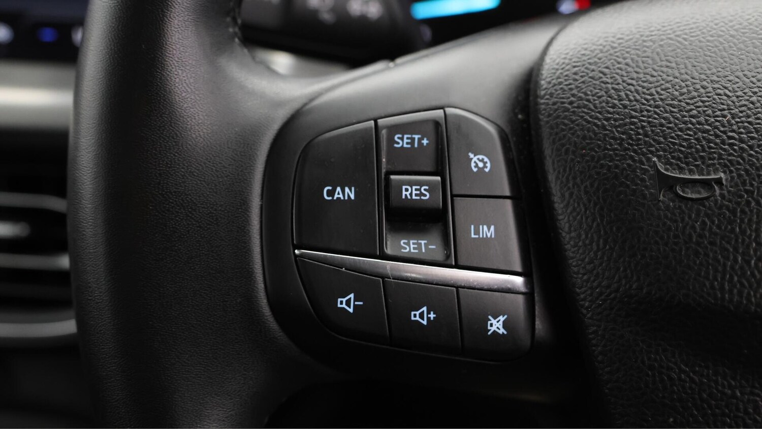 Used Ford Focus 2023 for sale - 76360305: Photo 22