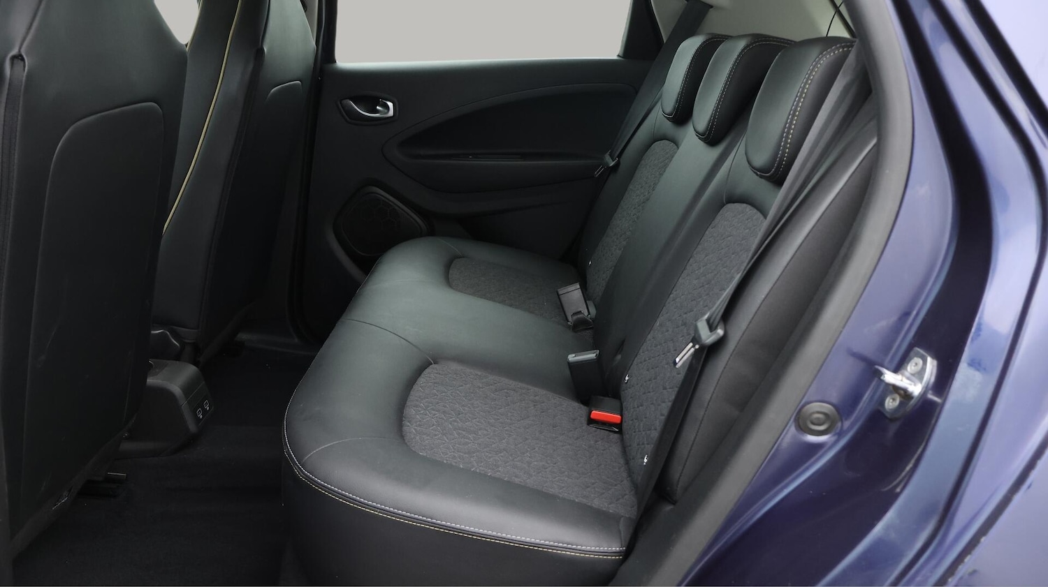 Used Renault Zoe 2022 for sale - 76592196: Photo 17