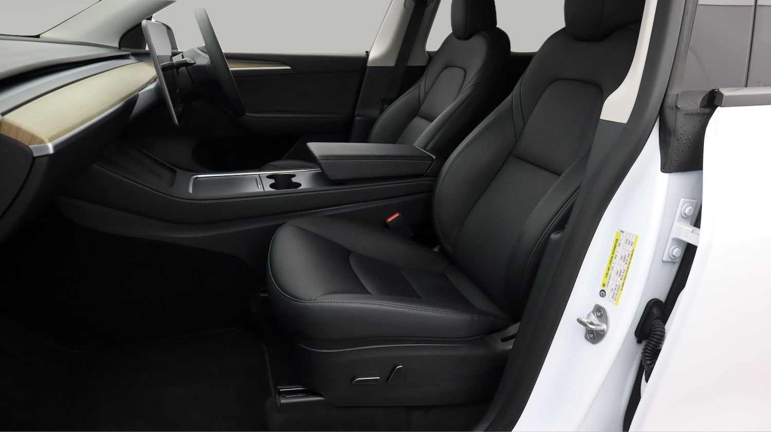 Used Tesla Model Y 2023 for sale - 77715977: Photo 14