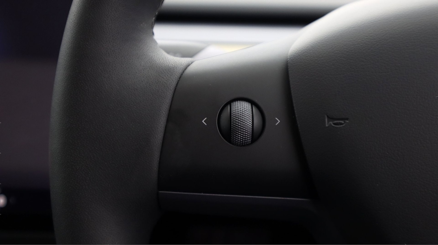 Used Tesla Model Y 2023 for sale - 77715977: Photo 21