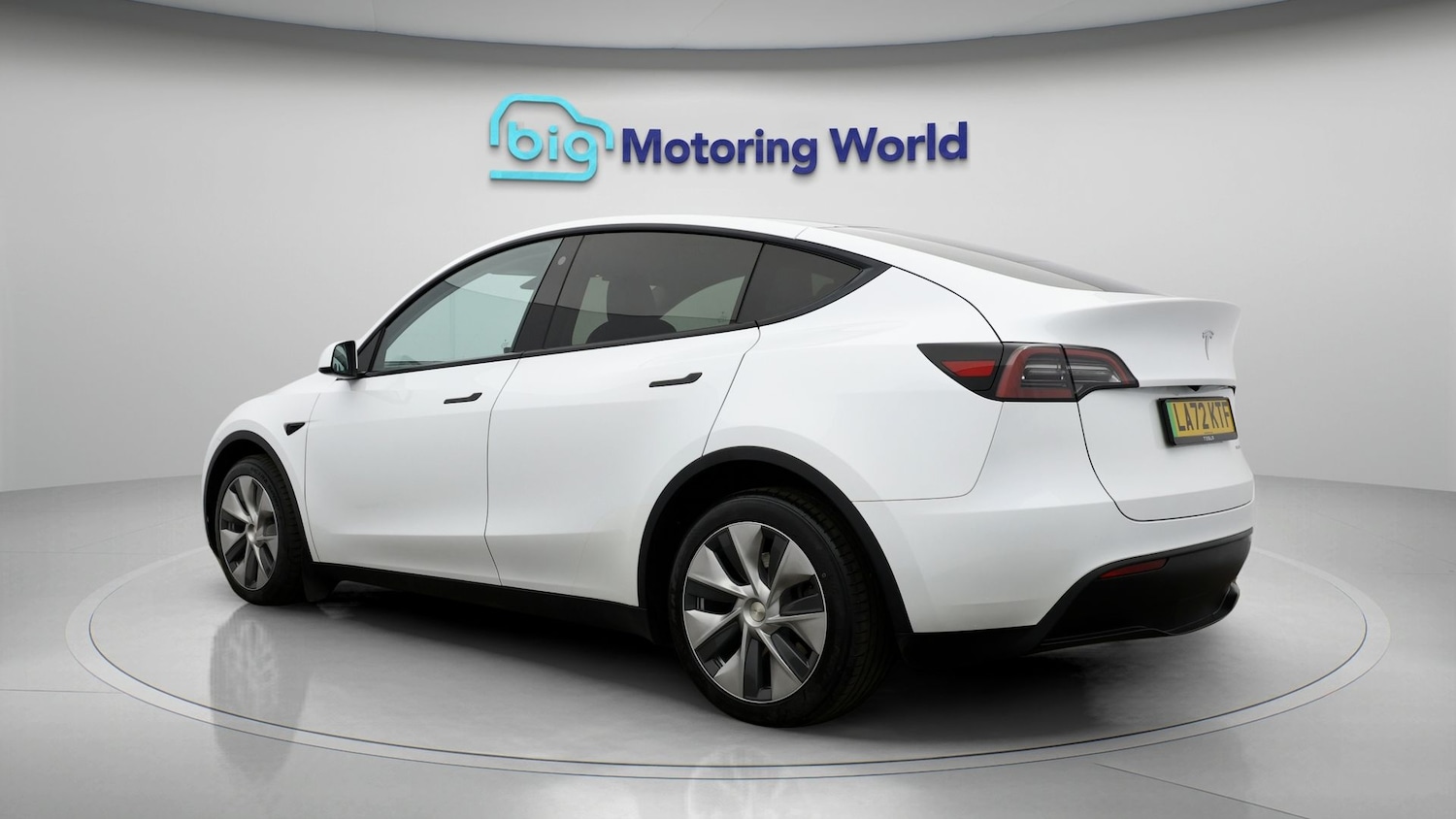 Used Tesla Model Y 2023 for sale - 77715977: Photo 5