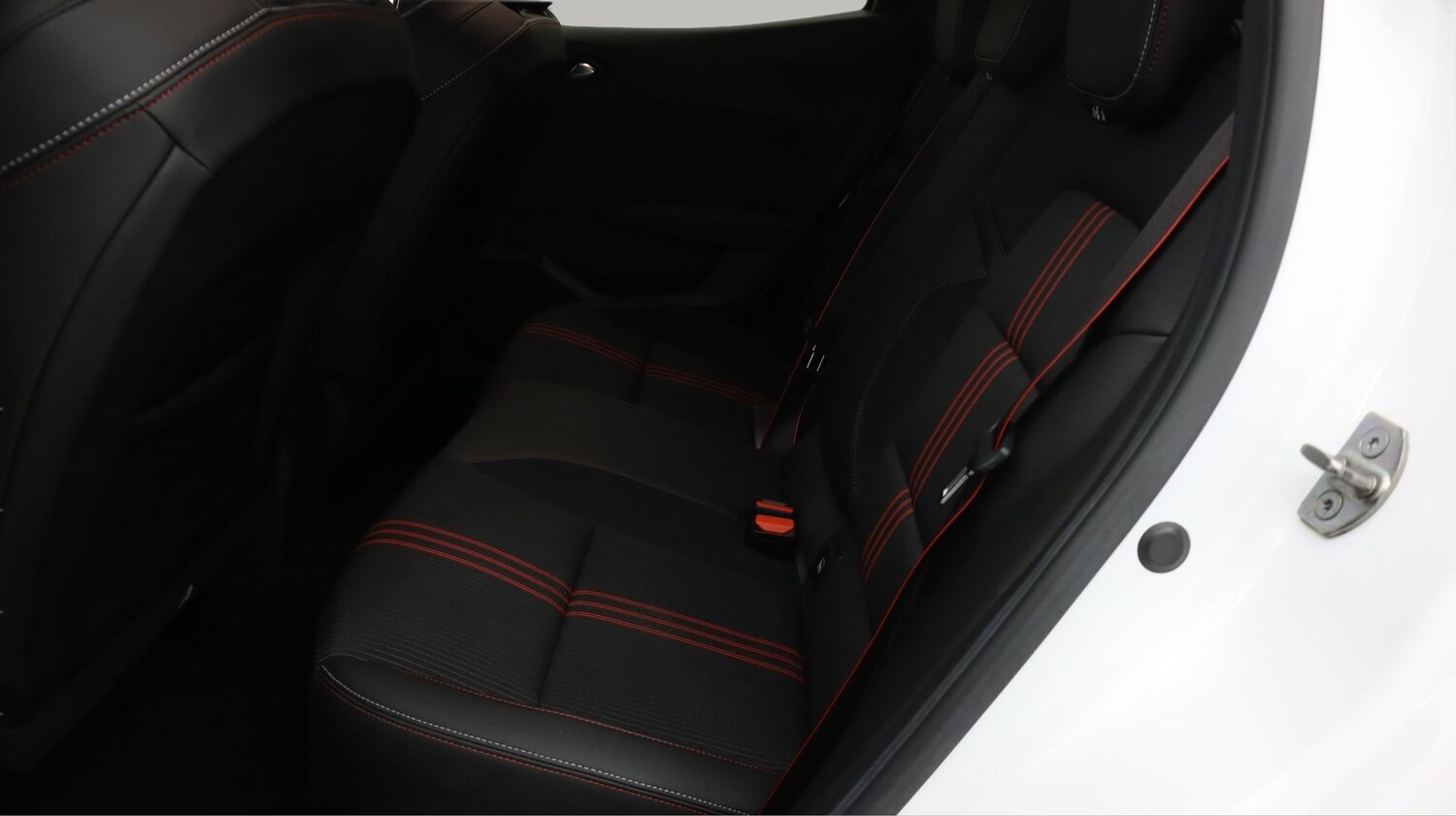 Used Renault Clio 2023 for sale - 77935919: Photo 16