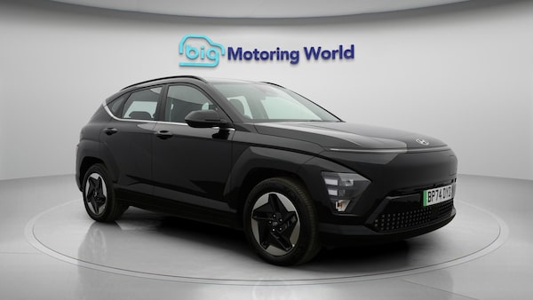 Used Hyundai KONA 2025 for sale - 76295285: Photo 2