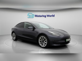 Tesla - Model 3