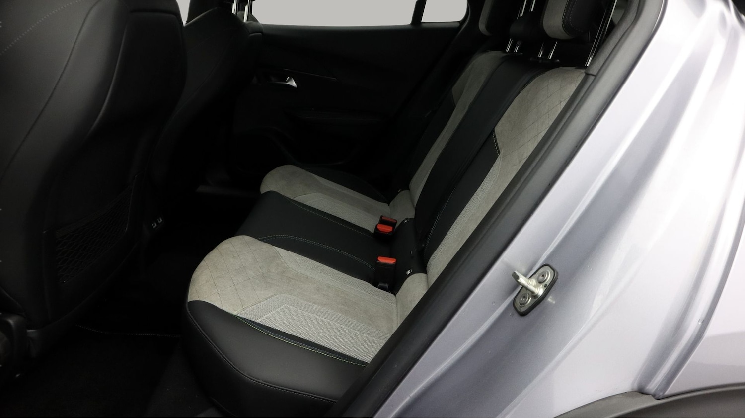 Used Peugeot 2008 2021 for sale - 77502452: Photo 16