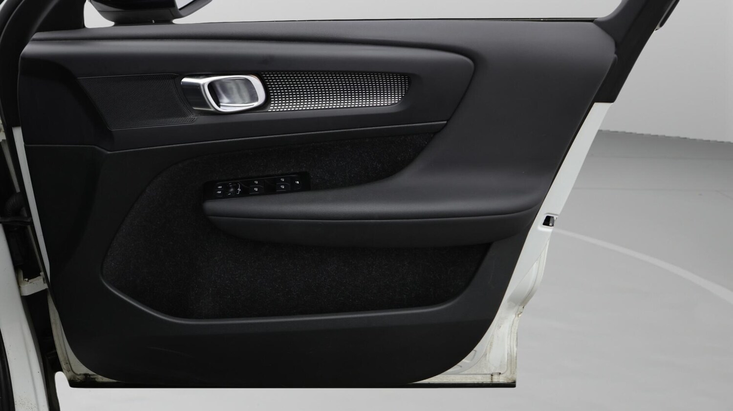 Used Volvo XC40 2021 for sale - 76457875: Photo 16