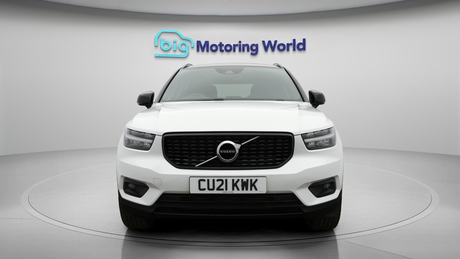 Used Volvo XC40 2021 for sale - 76457875: Photo 3