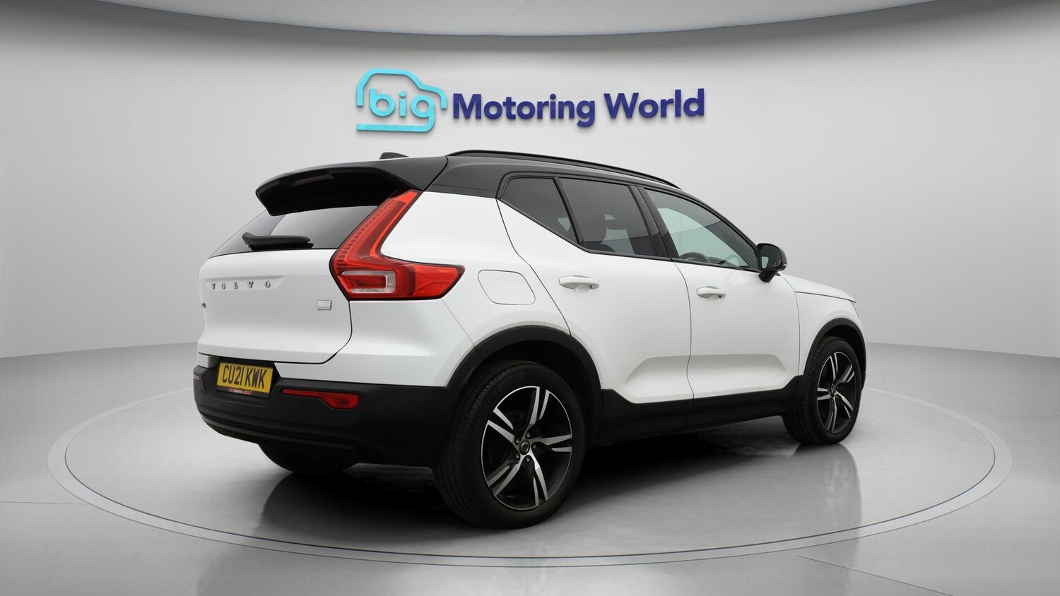 Used Volvo XC40 2021 for sale - 76457875: Photo 8