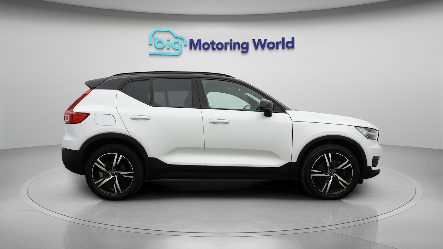 Used Volvo XC40 2021 for sale - 76457875: Photo 9