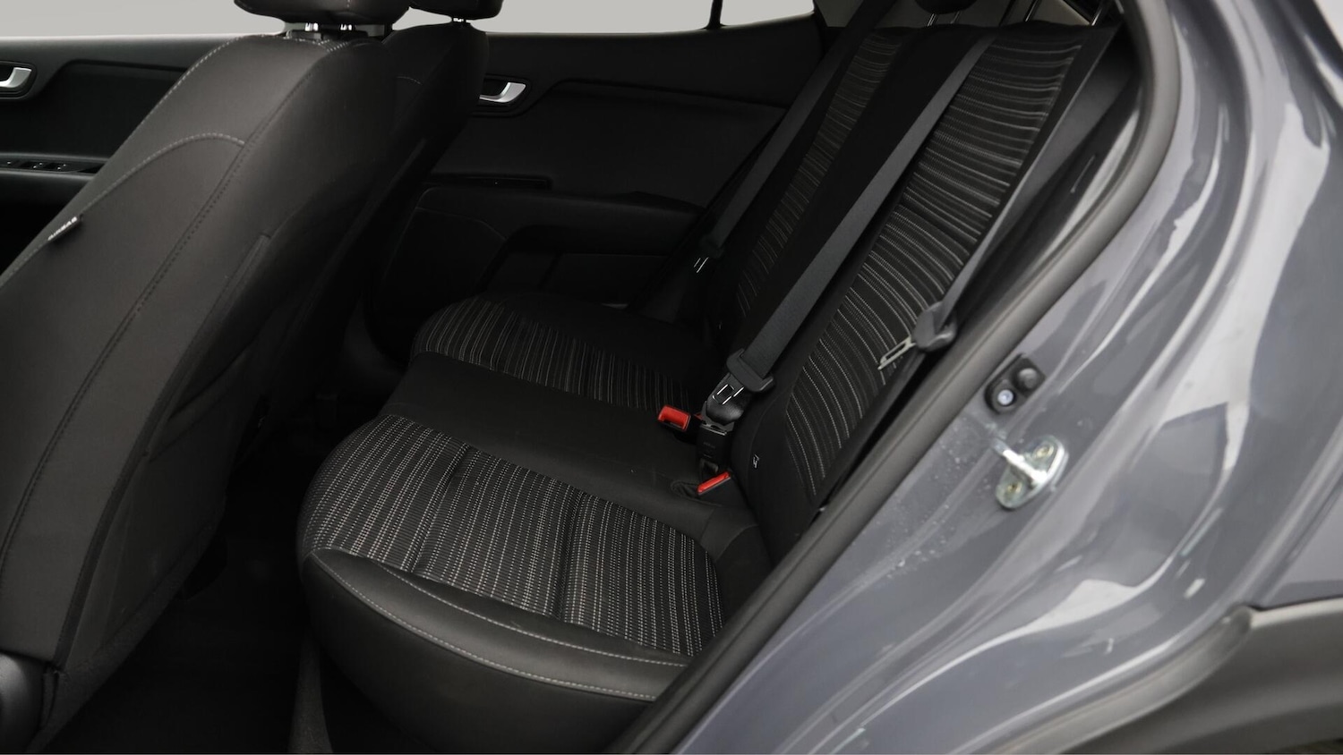 Used Kia Stonic 2021 for sale - 76122765: Photo 17