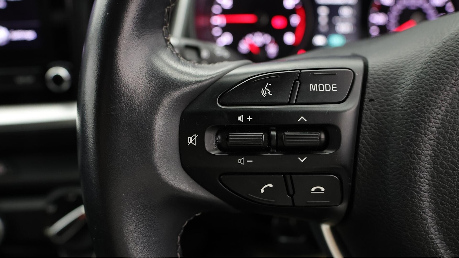 Used Kia Stonic 2021 for sale - 76122765: Photo 24