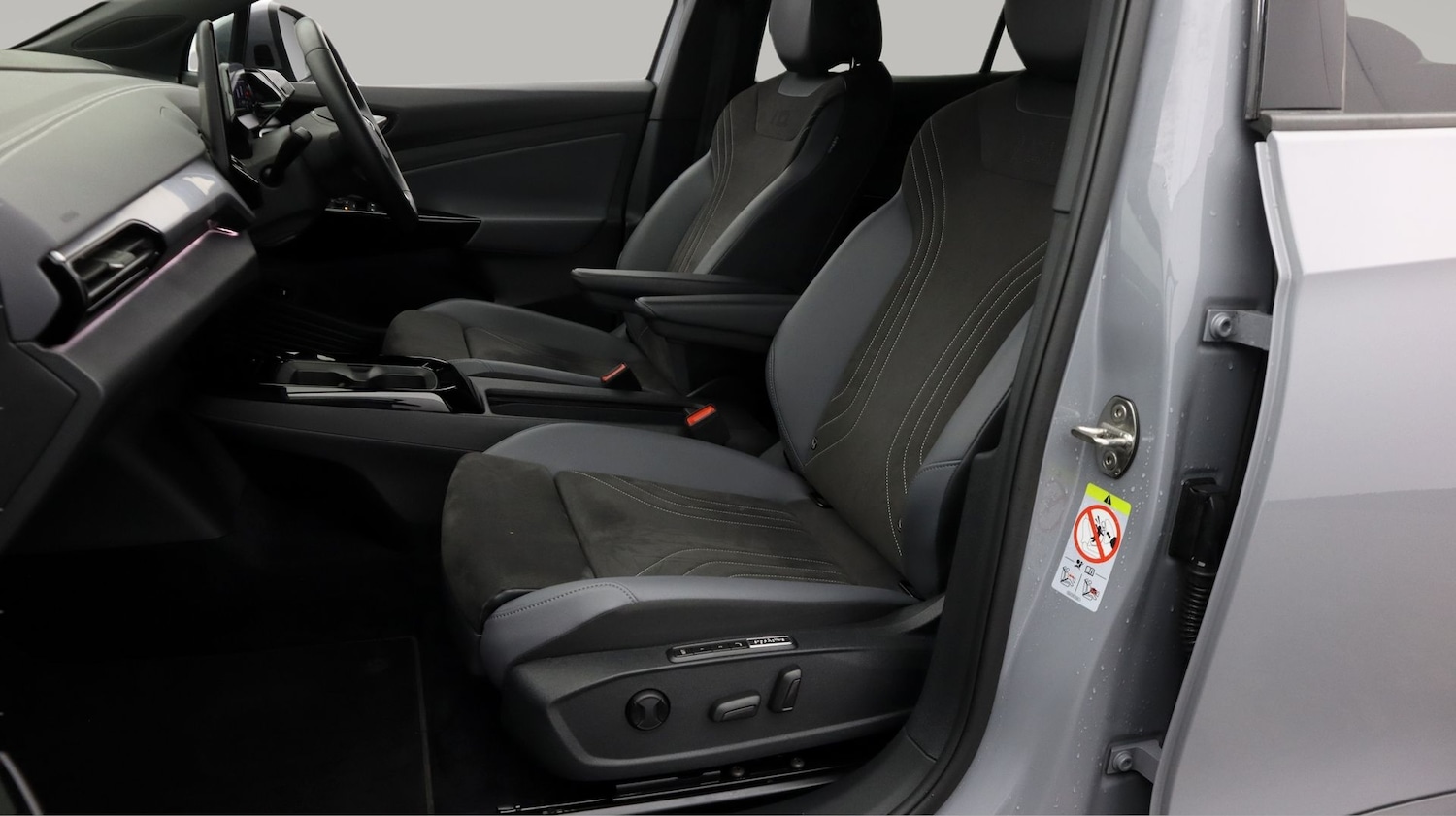 Used Volkswagen ID.5 2023 for sale - 77610183: Photo 14