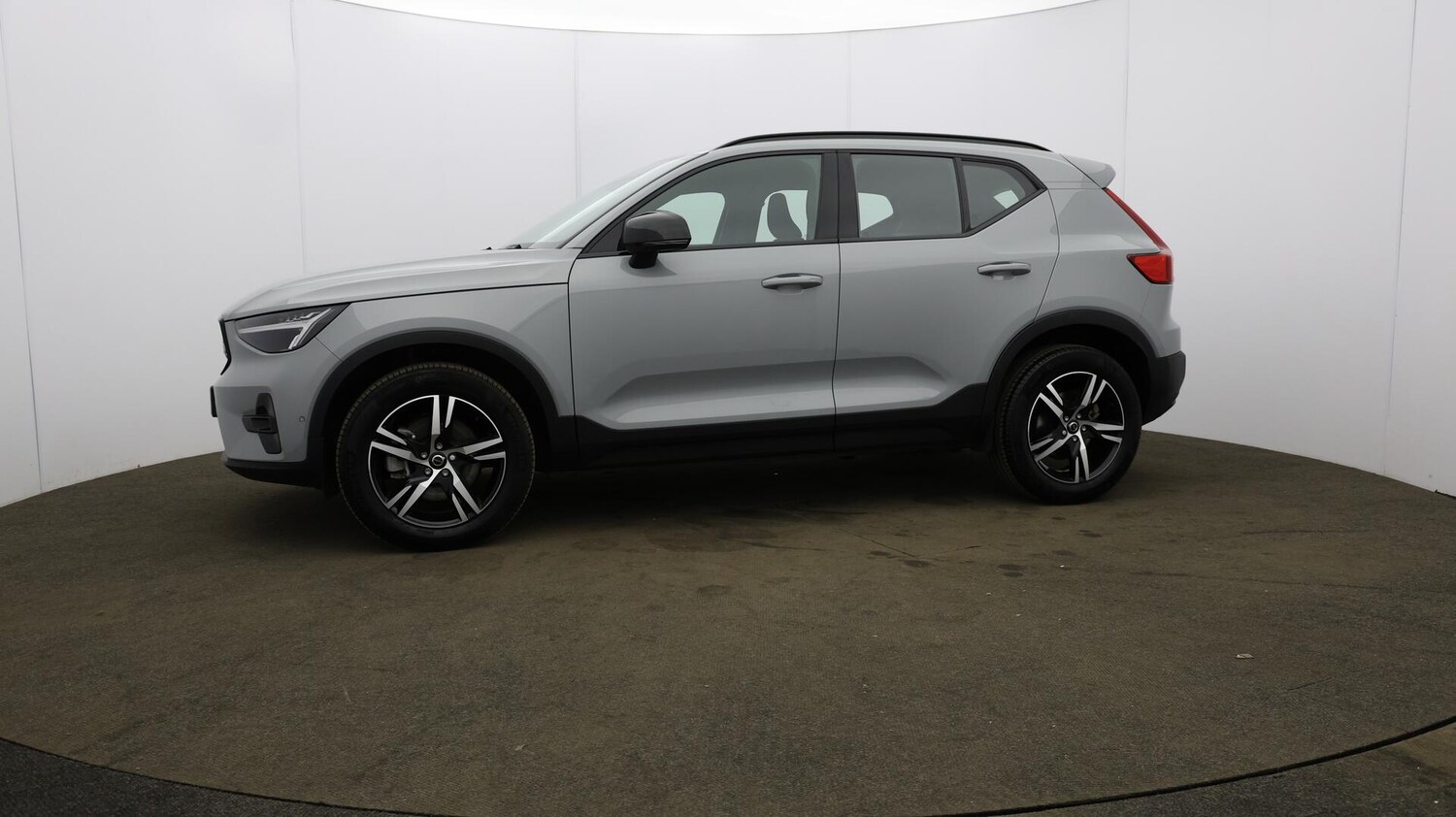Used Volvo XC40 2023 for sale - 75940130: Photo 38