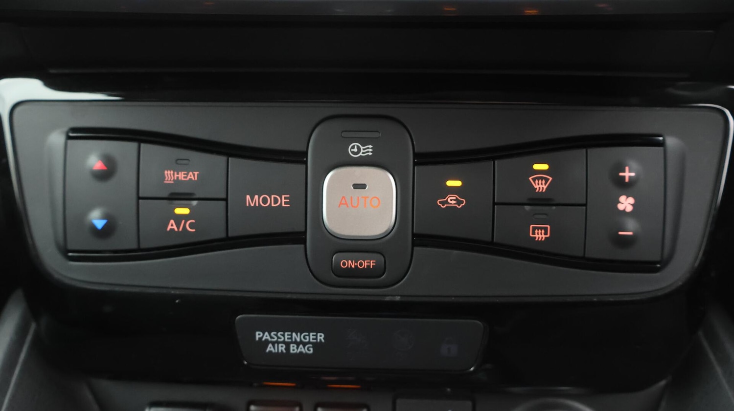 Used Nissan Leaf 2021 for sale - 76152075: Photo 13