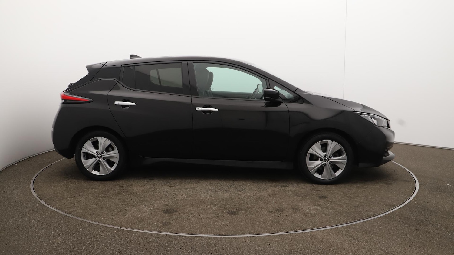 Used Nissan Leaf 2021 for sale - 76152075: Photo 50