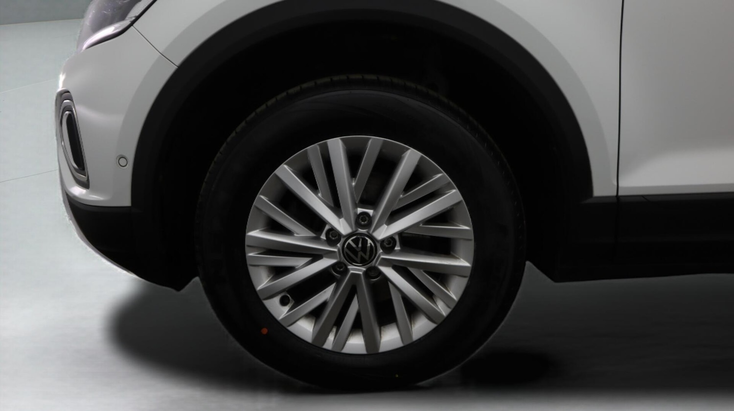 Used Volkswagen T-Roc 2023 for sale - 76742625: Photo 19