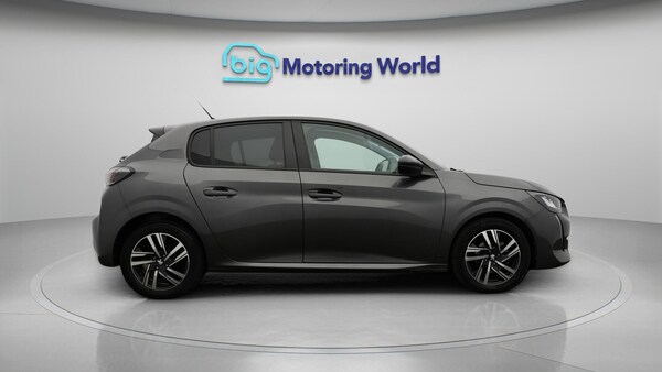 Used Peugeot 208 2023 for sale - 76012964: Photo 9