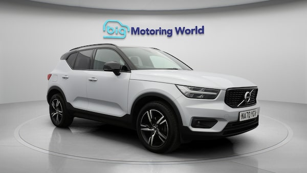 Used Volvo XC40 2020 for sale - 76188615: Photo 2