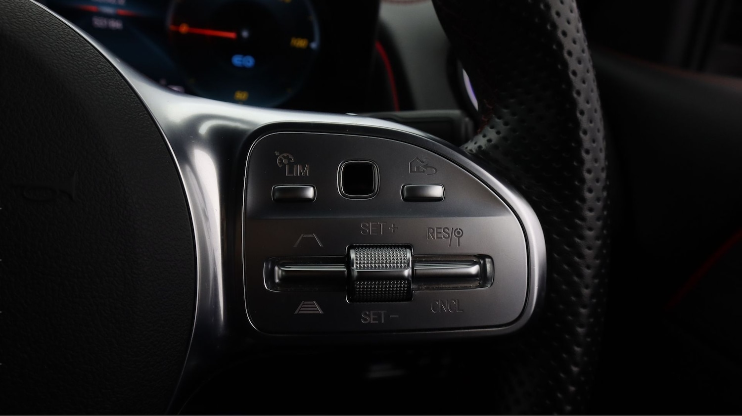 Used Mercedes-Benz EQB 2023 for sale - 77819095: Photo 24