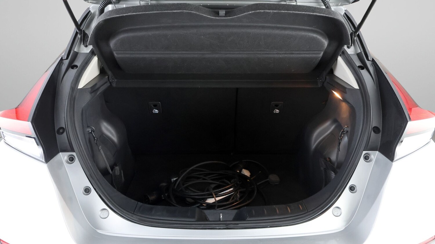 Used Nissan Leaf for sale - 77917161: Photo 16