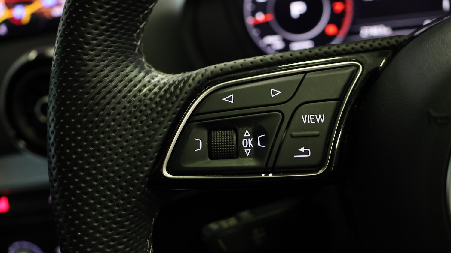 Used Audi Q2 2021 for sale - 76432570: Photo 24