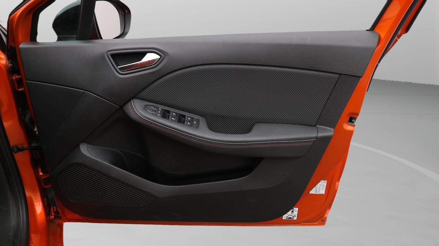 Used Renault Clio for sale - 76727621: Photo 16