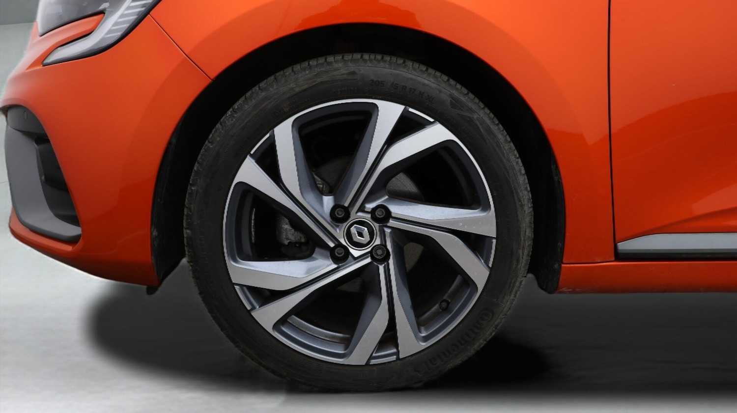 Used Renault Clio for sale - 76727621: Photo 19