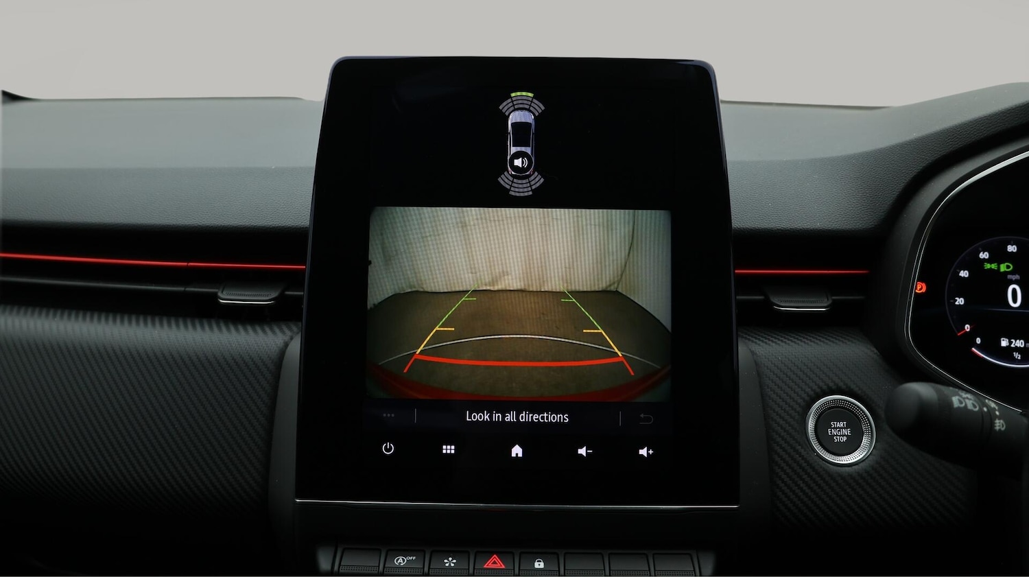 Used Renault Clio for sale - 76727621: Photo 28