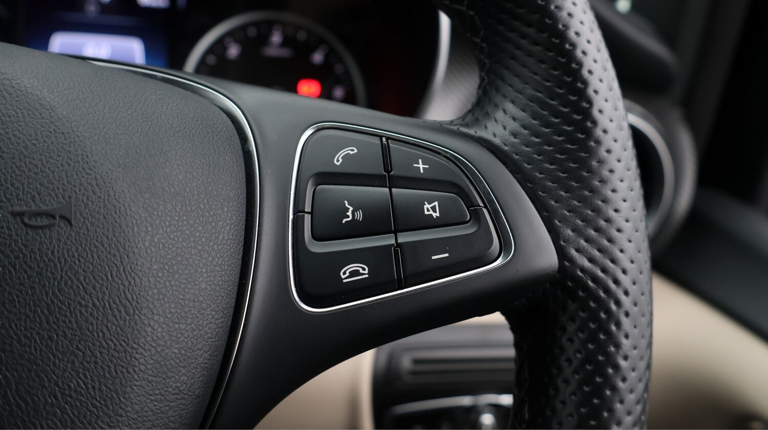 Used Mercedes-Benz V-Class 2022 for sale - 77460491: Photo 27