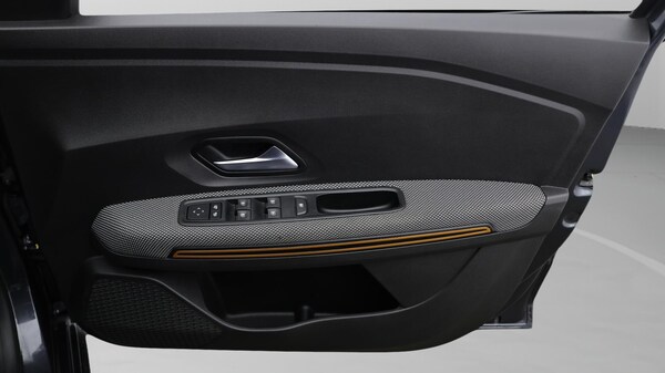 Used Dacia Sandero Stepway 2021 for sale - 76227812: Photo 16