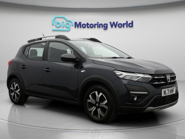 Used Dacia Sandero Stepway 2021 for sale - 76227812: Photo 1