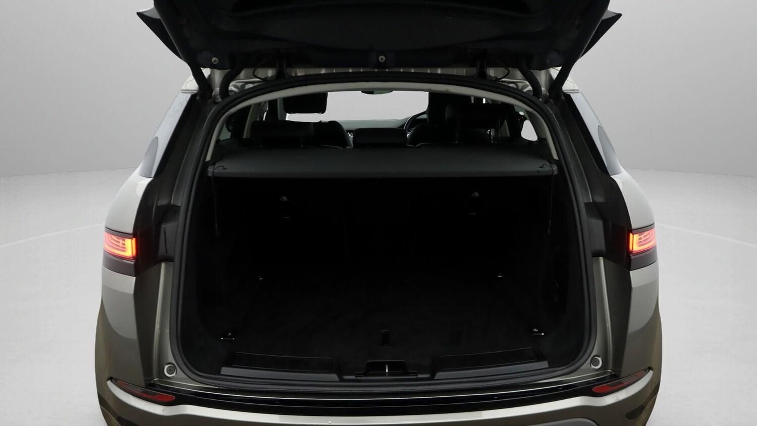 Used Land Rover Range Rover Evoque 2021 for sale - 77915518: Photo 17