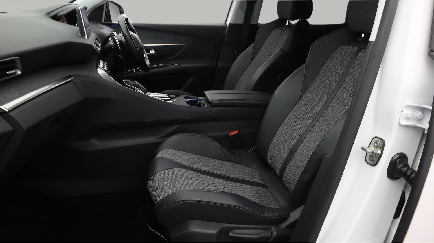 Used Peugeot 3008 for sale - 76728848: Photo 15