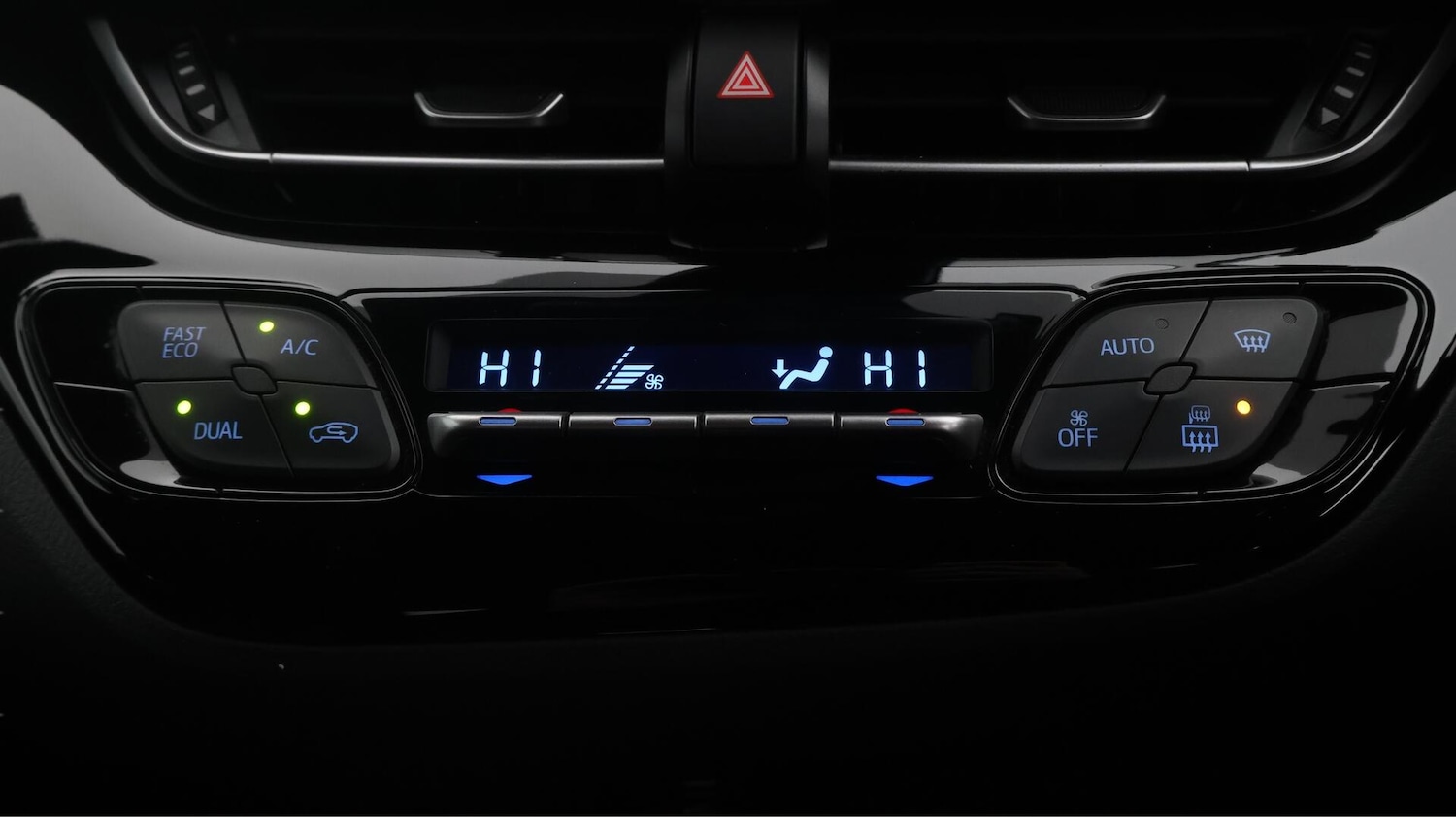 Used Toyota C-HR for sale - 76727244: Photo 13