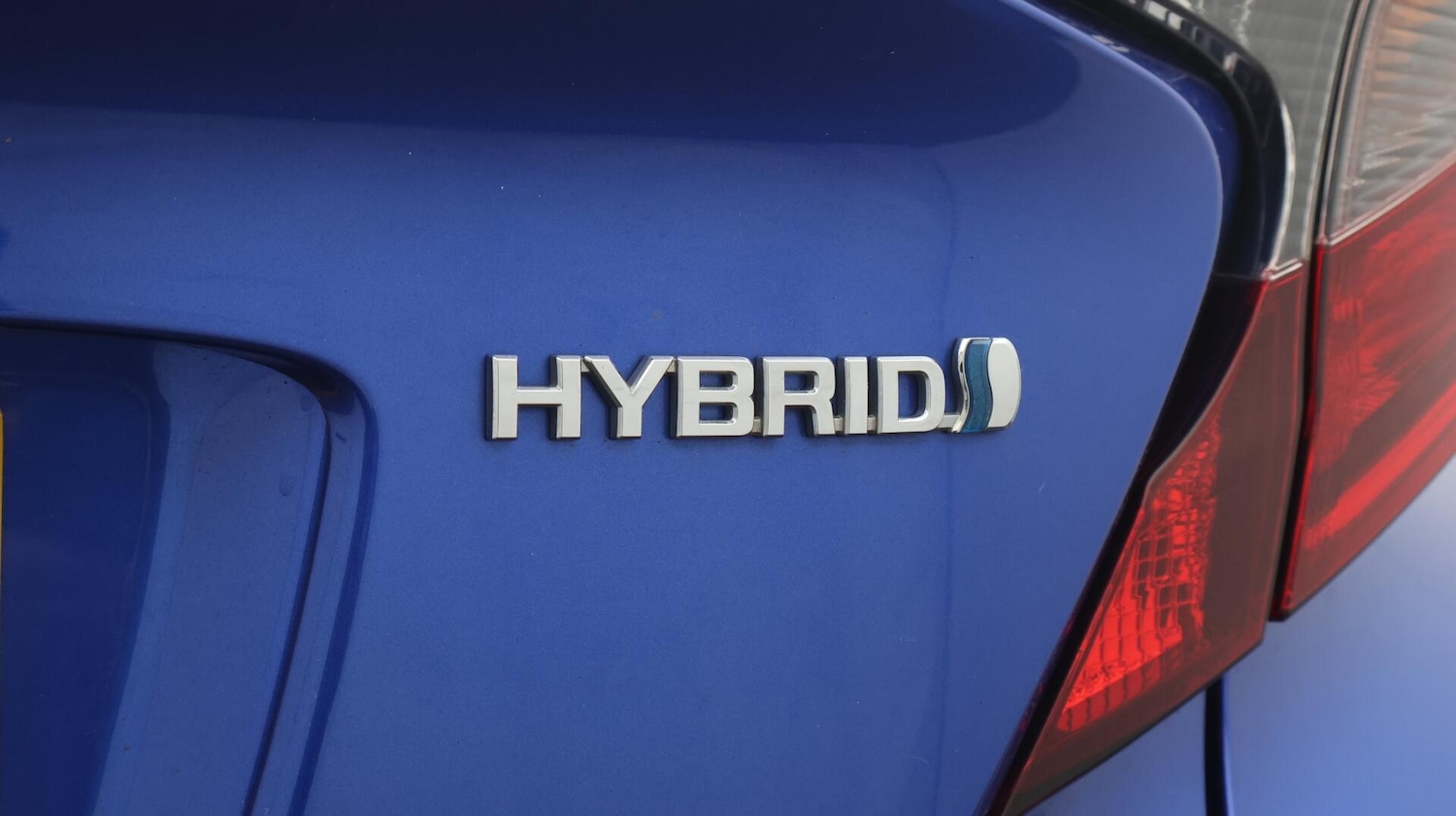 Used Toyota C-HR for sale - 76727244: Photo 24