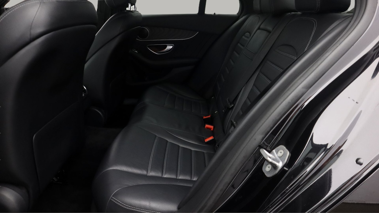 Used Mercedes-Benz C Class 2019 for sale - 77619696: Photo 16