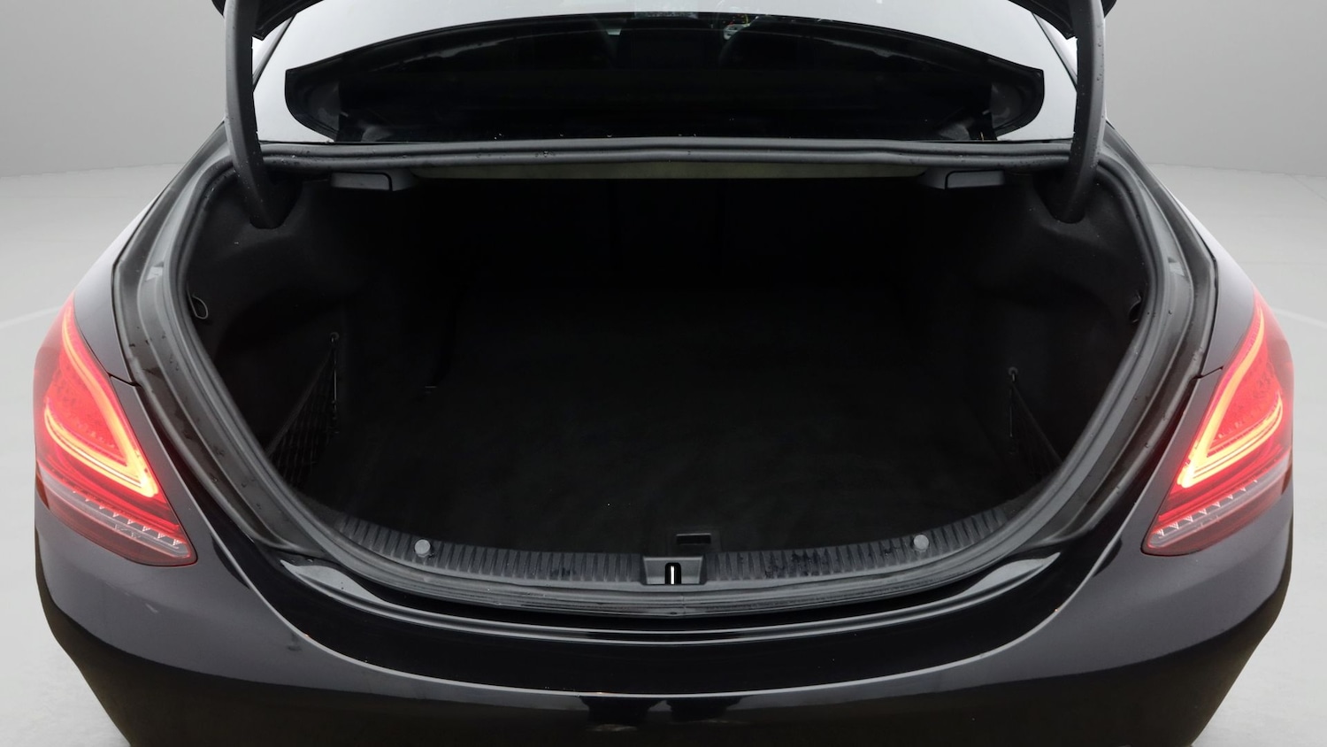 Used Mercedes-Benz C Class 2019 for sale - 77619696: Photo 17