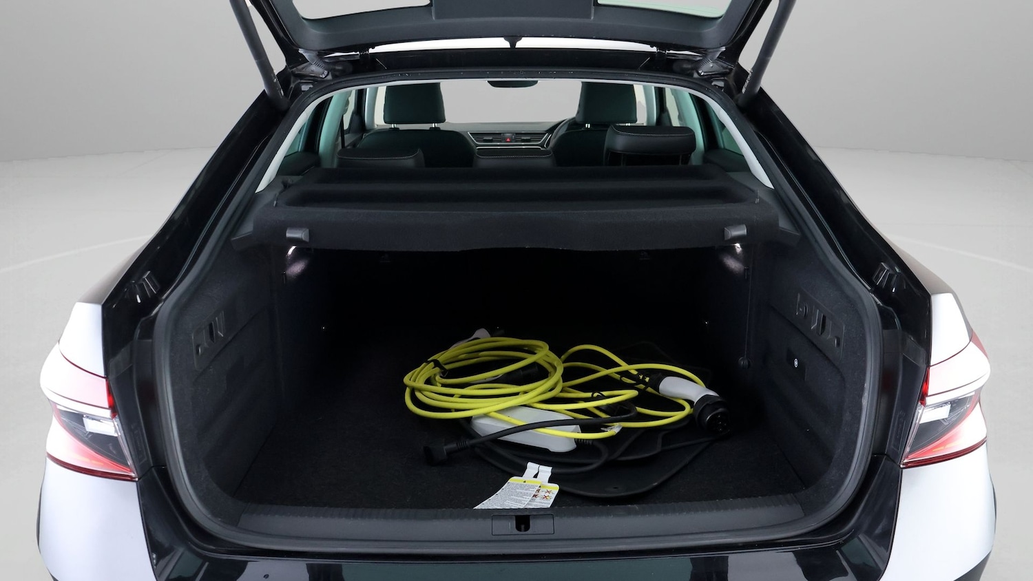 Used Skoda Superb 2023 for sale - 77966616: Photo 16