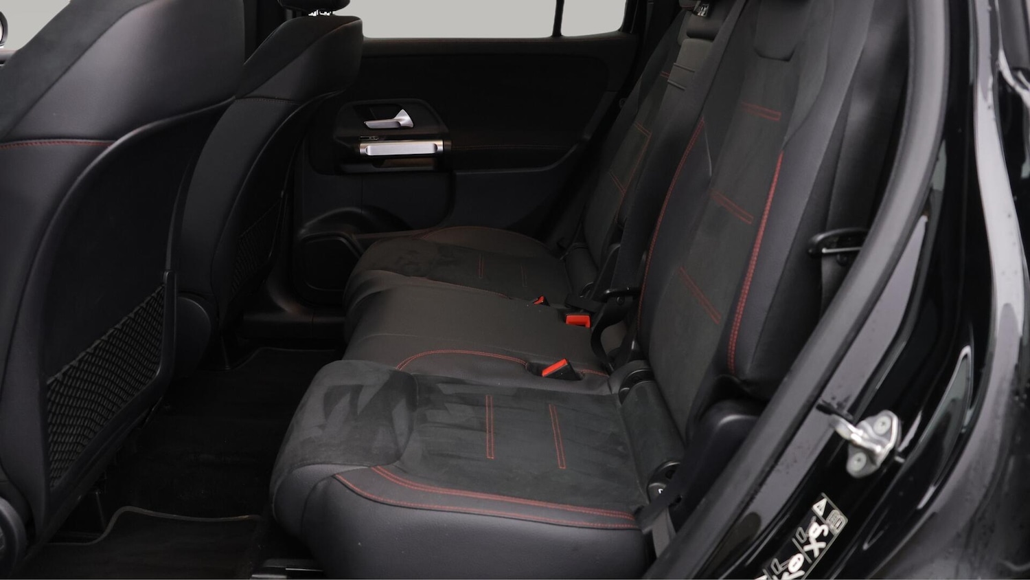 Used Mercedes-Benz GLB 2022 for sale - 76071945: Photo 16