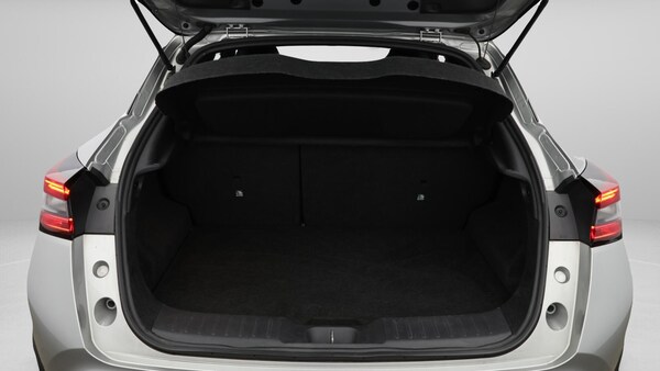Used Nissan Juke 2023 for sale - 76084372: Photo 18