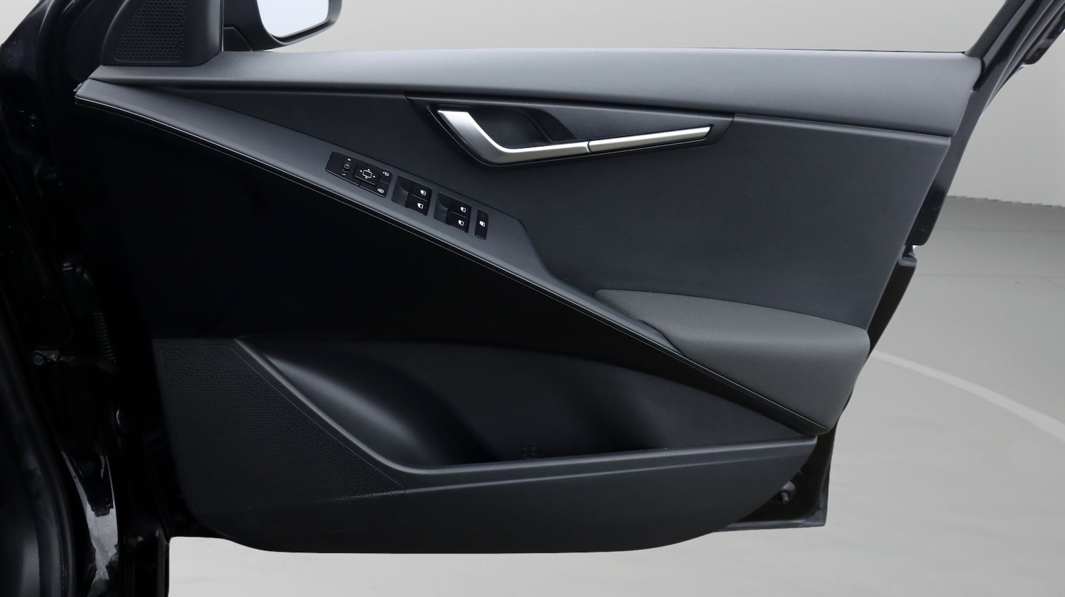 Used Kia Niro 2023 for sale - 77355050: Photo 15