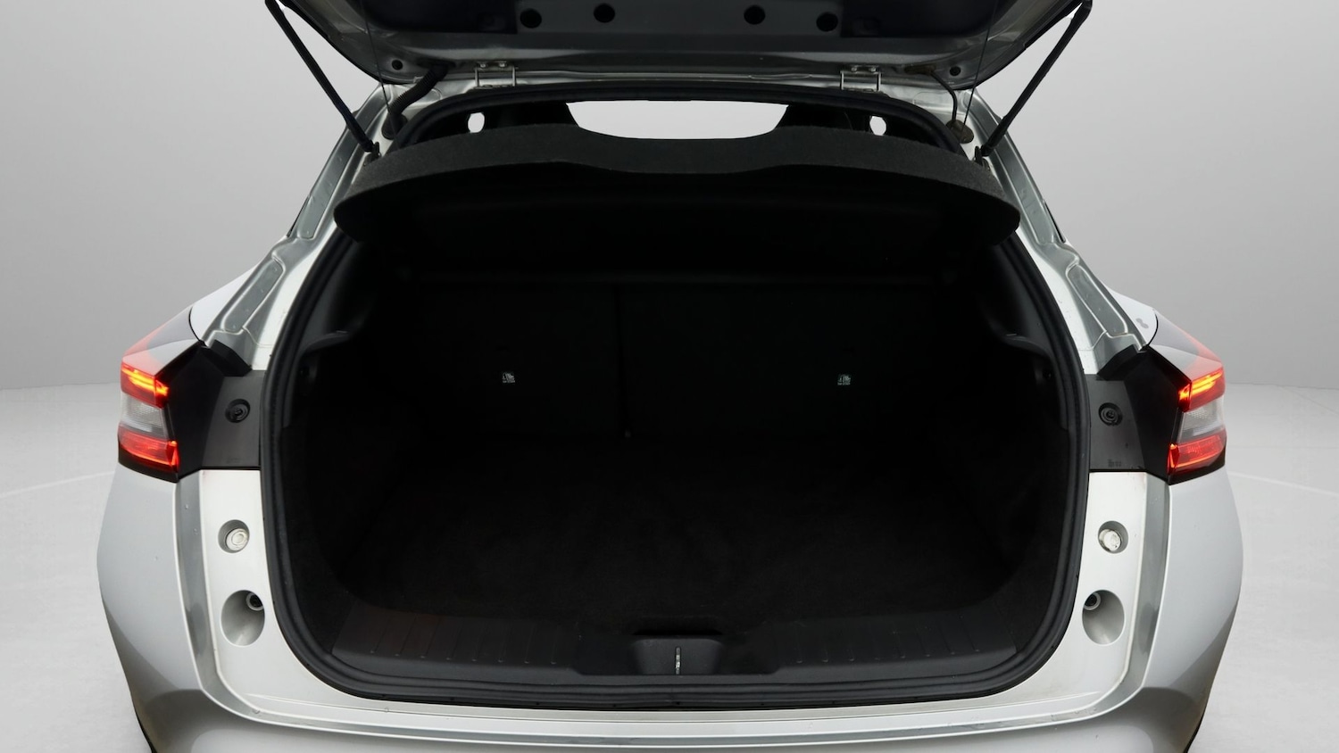 Used Nissan Juke 2023 for sale - 77652440: Photo 17