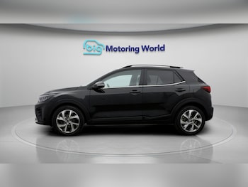 Used Kia Stonic 2023 for sale - 78657001: Photo