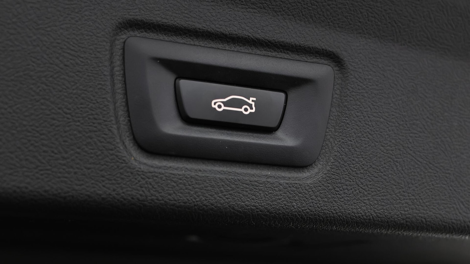 Used BMW i4 2022 for sale - 76247312: Photo 23