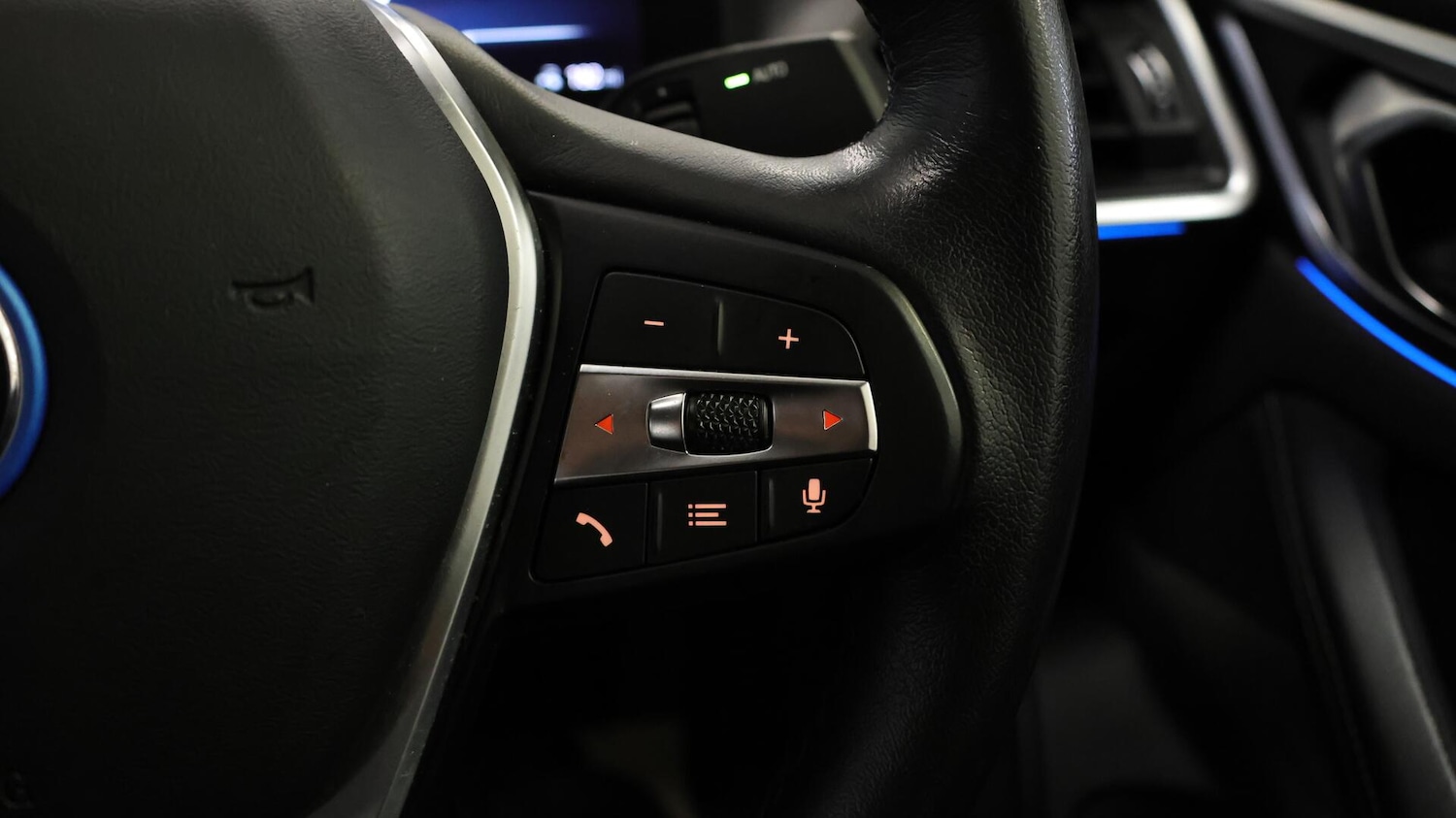 Used BMW i4 2022 for sale - 76247312: Photo 25