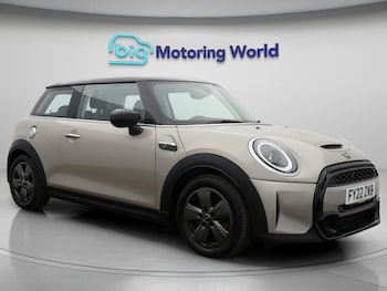 2022 (22) - 2.0 Cooper S Classic Hatchback 3dr Petrol Manual Euro 6 (s/s) (178 ps)