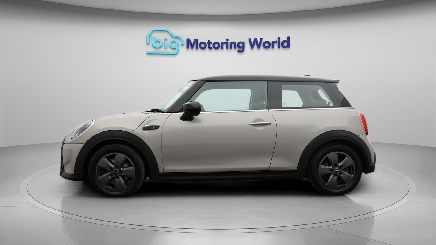 Used MINI Hatch 2022 for sale - 75719482: Photo 5